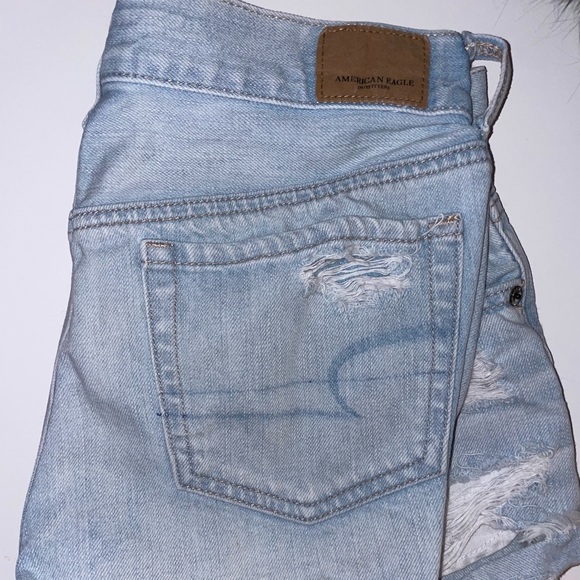 High waisted American eagle jean shorts - Picture 2 of 3